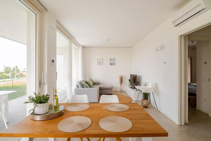 Apartment Luma With Pool Лідо-ді-Єзоло Екстер'єр фото